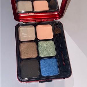 MAC devoted poppy 6 colour shadow